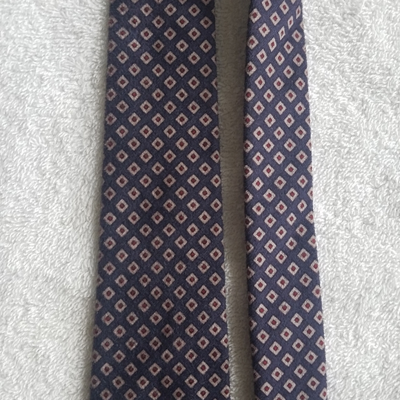 Wembley Dark Blue 100% Polyester Necktie / Suit Tie - Picture 4 of 13